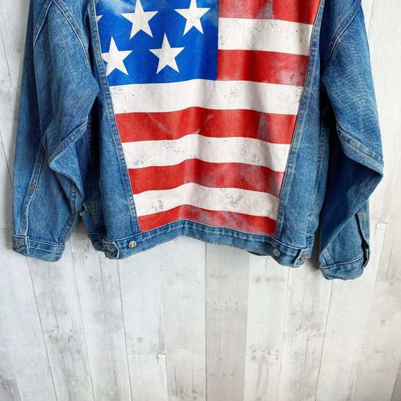 ❌SOLD❌ [Vintage] Oversized Distressed Denim Jacket - Picture 10 of 11